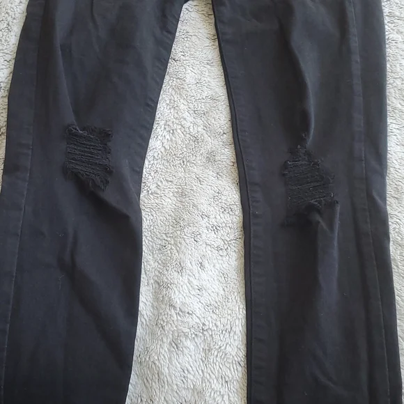 American Eagle Black Distressed Super Stretch  Mid Rise Jegging Size 4 Waist 27 - Picture 5 of 6